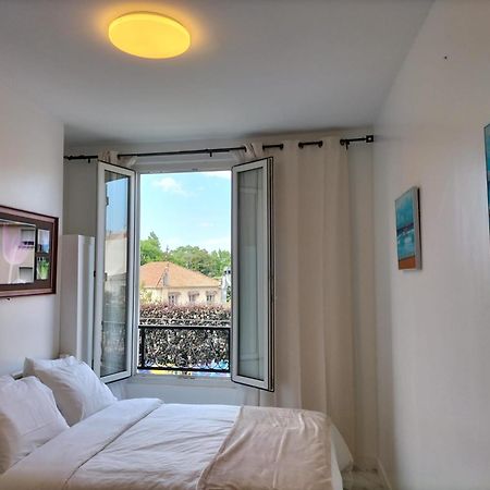 Paris Tourist Apartment, France Stains Exterior foto